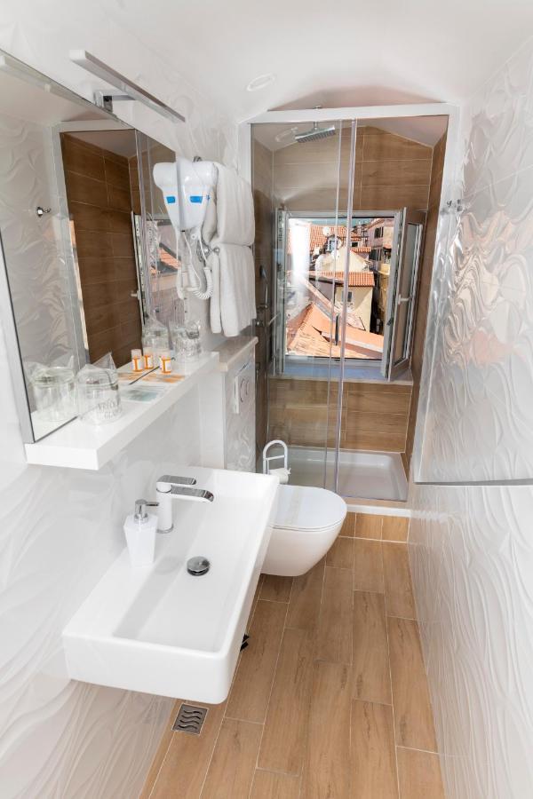 Deluxe Collection Hotel Kastel Сплит Екстериор снимка