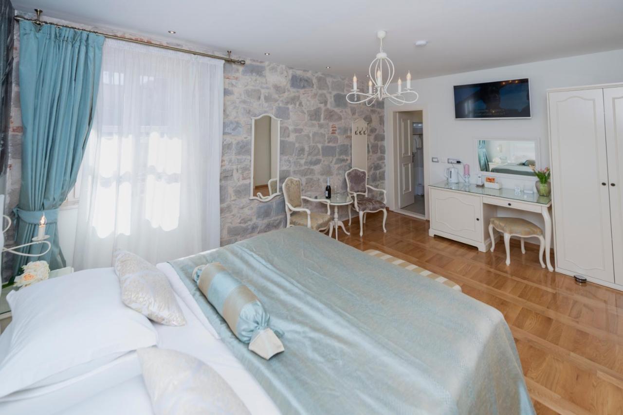 Deluxe Collection Hotel Kastel Сплит Екстериор снимка
