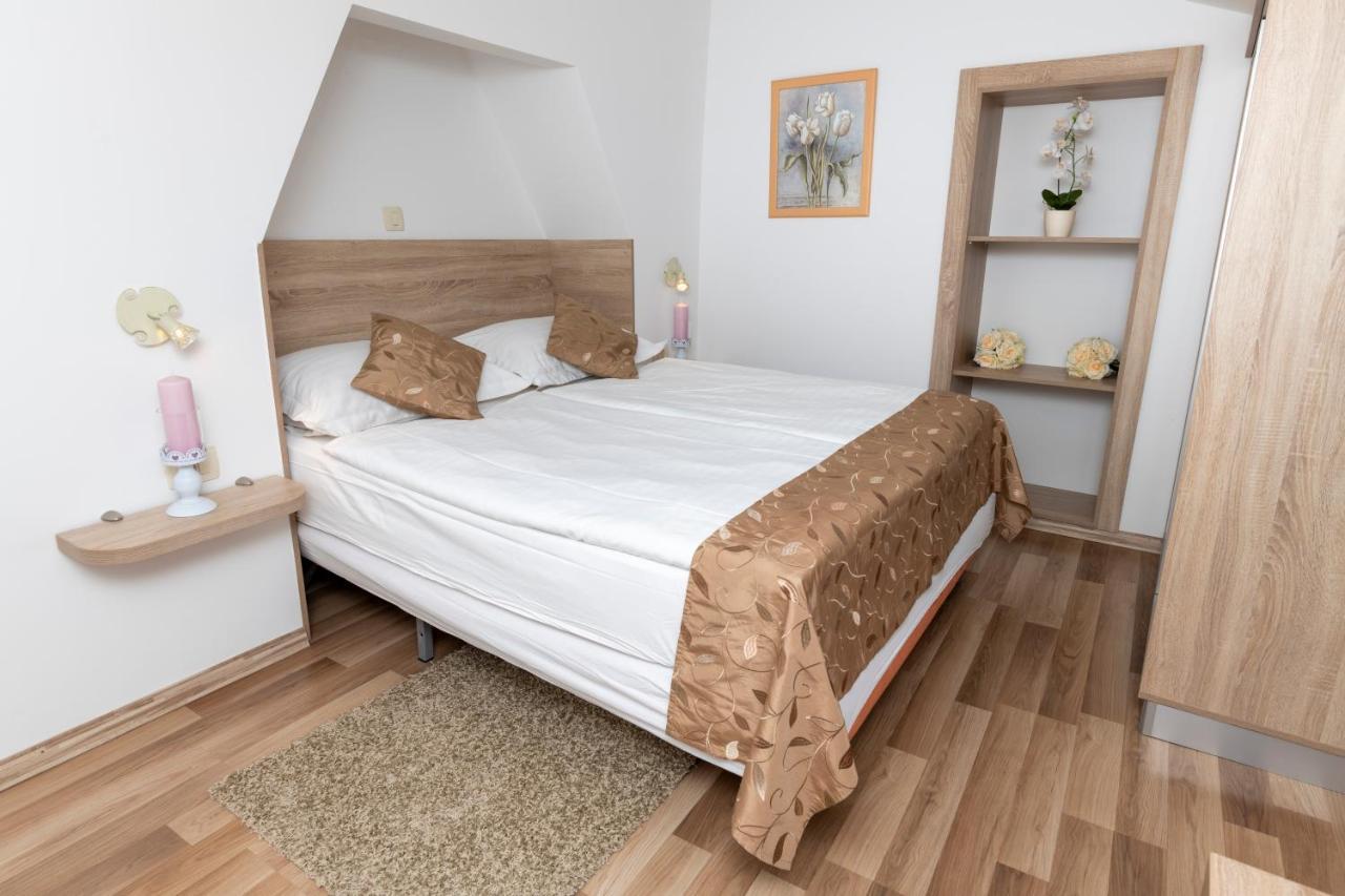 Deluxe Collection Hotel Kastel Сплит Екстериор снимка