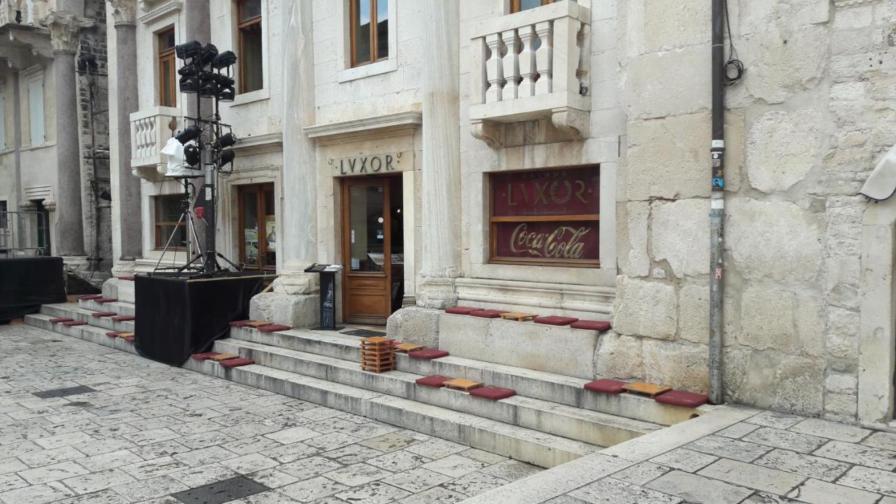 Deluxe Collection Hotel Kastel Сплит Екстериор снимка